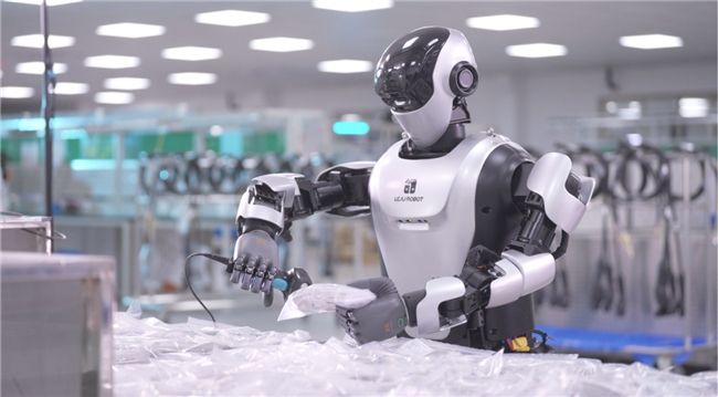 China’s Robots Are No Longer Performing Tricks — They’re Becoming Intelligent Agents