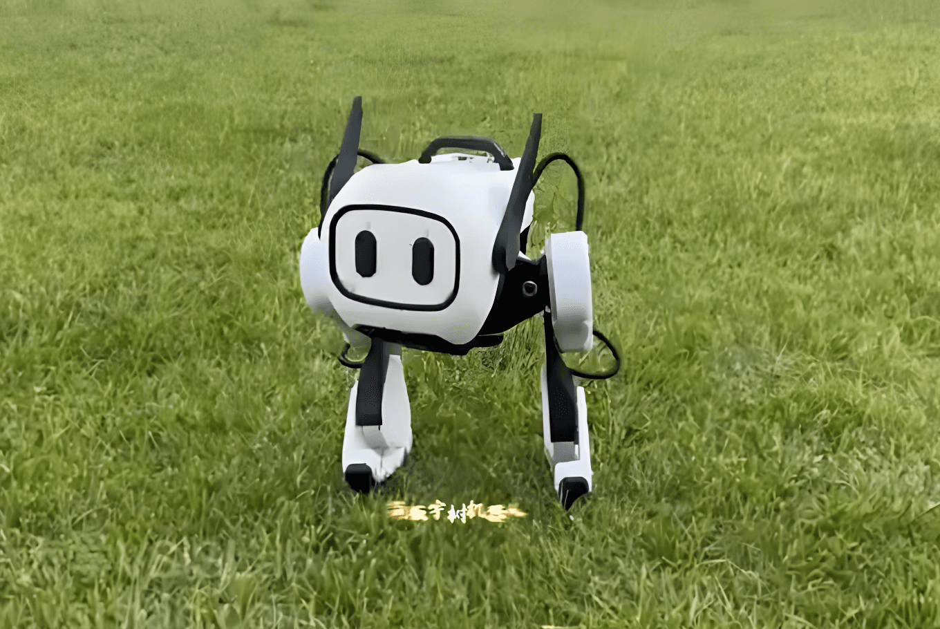 Unitree’s Bipedal Robot Design Patent Granted, Targeting Inspection and Security Applications
